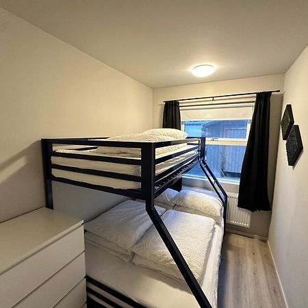 Spacious And Family Friendly Apartment In Kopavogur 雷克雅維克 外观 照片