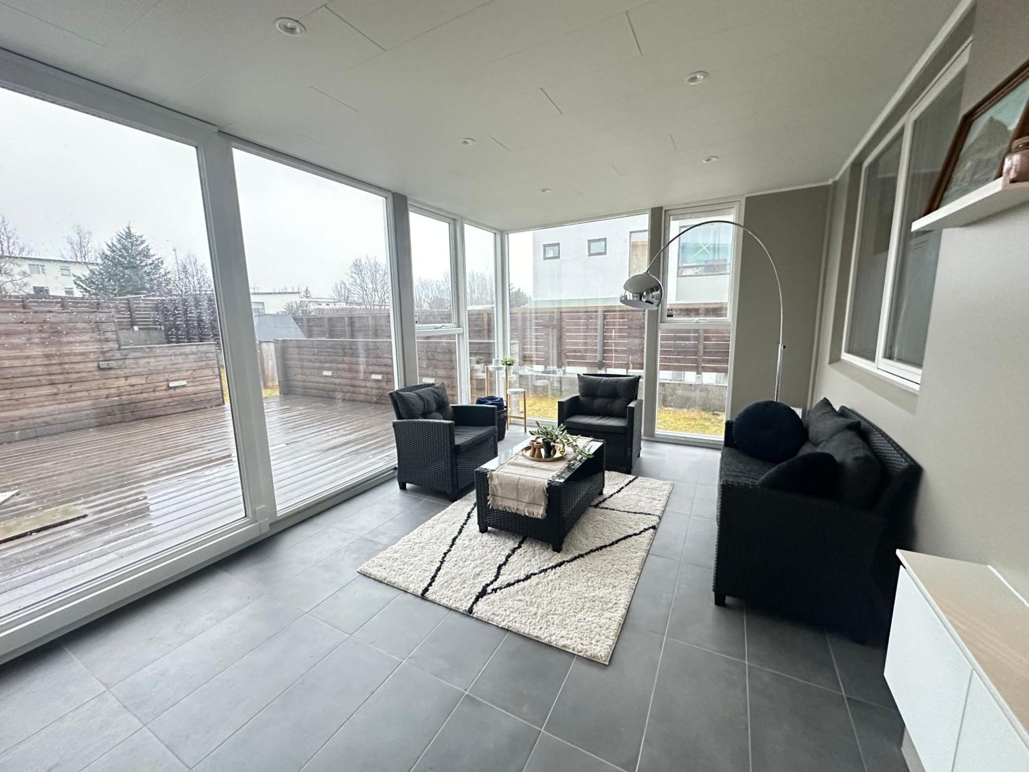 Spacious And Family Friendly Apartment In Kopavogur 雷克雅維克 外观 照片